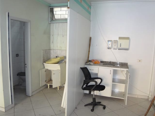 Loja para alugar, no bairro REBOUÇAS em Curitiba