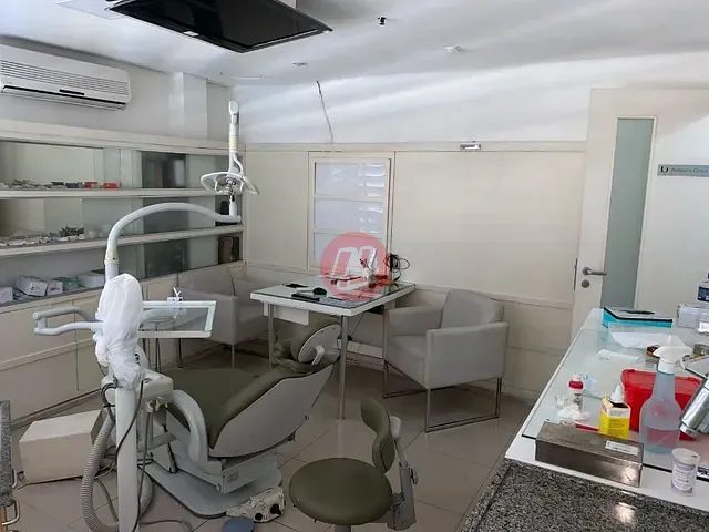 Loja com 145m², à venda, no bairro Rio Branco em Porto Alegre