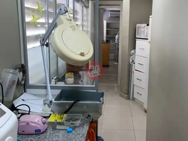 Loja com 145m², à venda, no bairro Rio Branco em Porto Alegre