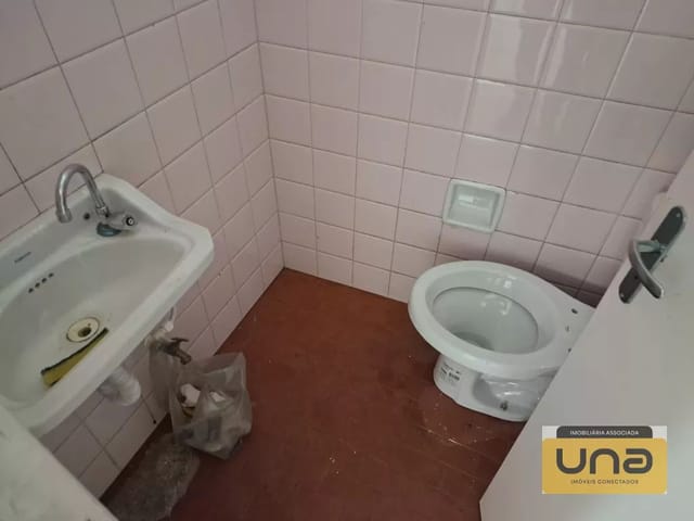 Loja para alugar, no bairro CENTRO em Curitiba