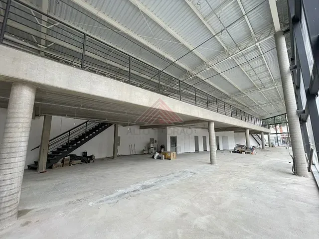 Loja com 829m², para alugar, no bairro Santa Paula em São Caetano do Sul