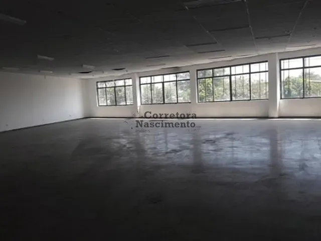 Loja com 500m², para alugar, no bairro Jardim Pereira do Amparo em Jacareí