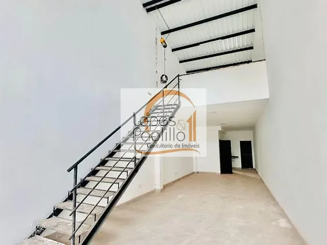 Loja com 150m², para alugar, no bairro Centro em Atibaia
