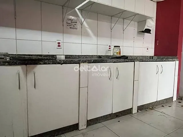 Loja com 28m², para alugar, no bairro Santa Mônica em Belo Horizonte