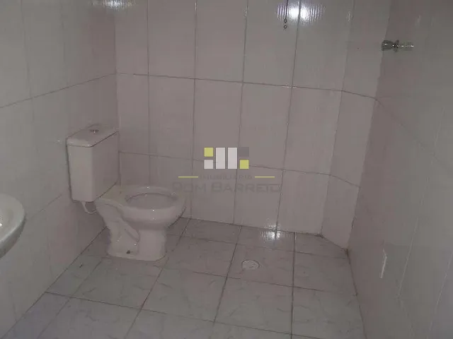 Loja com 1000m², para alugar, no bairro Centro em Sumaré