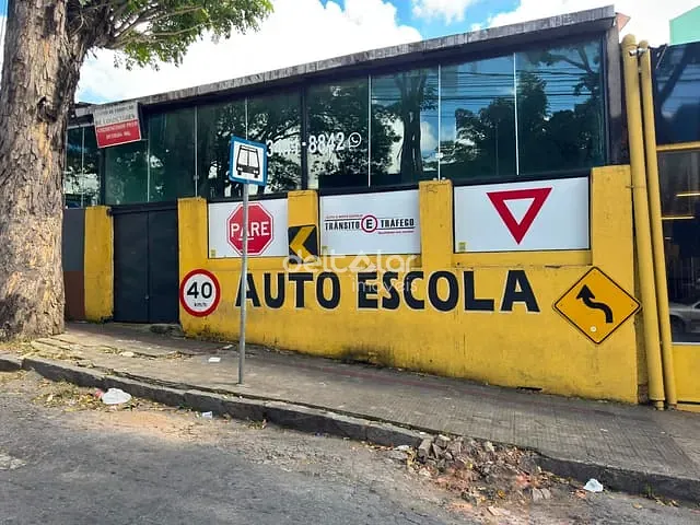 Loja com 127m², para alugar, no bairro Itapoã em Belo Horizonte