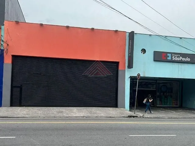 Loja com 300m², para alugar, no bairro Jardim Zaira em Mauá