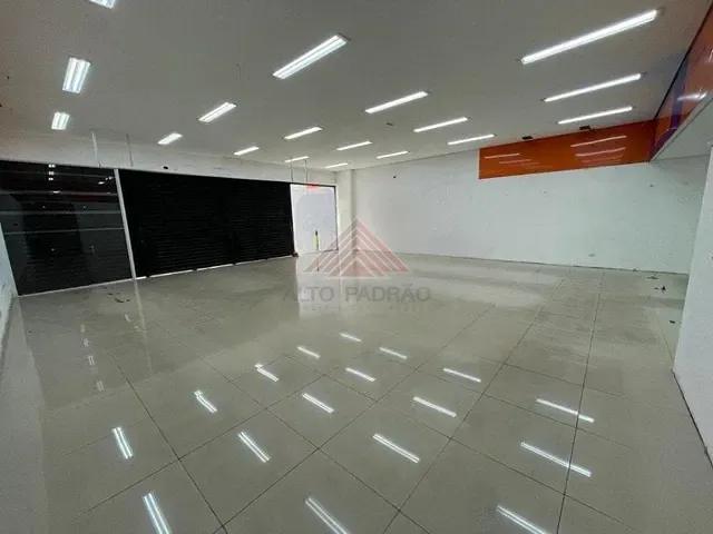 Loja com 300m², para alugar, no bairro Jardim Zaira em Mauá