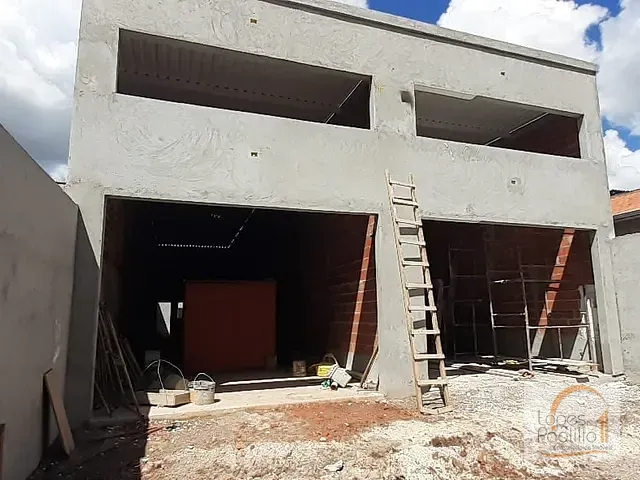Loja com 119m², à venda, no bairro Alvinópolis em Atibaia