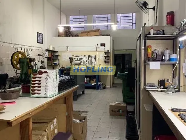 Loja com 140m², à venda, no bairro Parque Universitário em Rio Claro