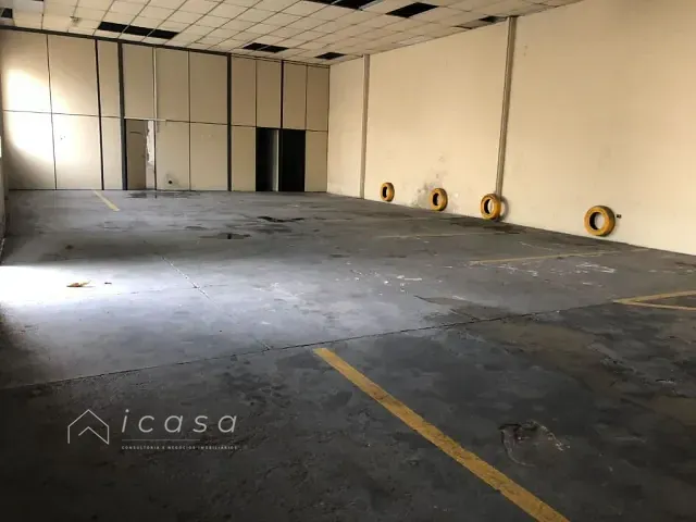 Loja com 2300m², para alugar, no bairro Vila Rossi em São José dos Campos