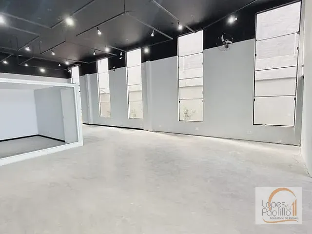 Loja com 400m², para alugar, no bairro Nova Atibaia em Atibaia
