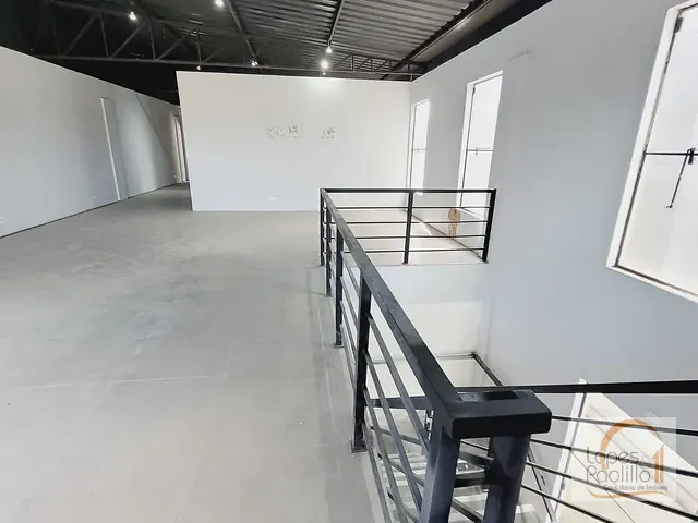 Loja com 187m², para alugar, no bairro Nova Atibaia em Atibaia
