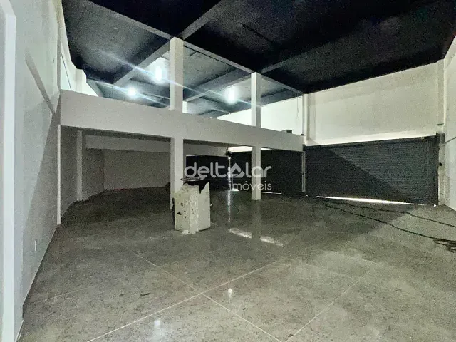 Loja com 290m², para alugar, no bairro Santa Mônica em Belo Horizonte