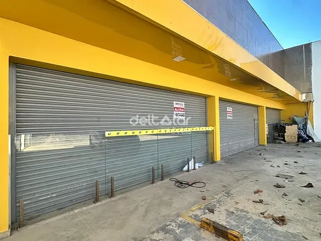 Loja com 290m², para alugar, no bairro Santa Mônica em Belo Horizonte