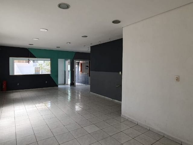 Foto do Loja - Salão para alugar, 131 m² por R$ 1.900,00 - Centro - Sorocaba/SP | Ary Proenca Negócios Imobiliários Ltda