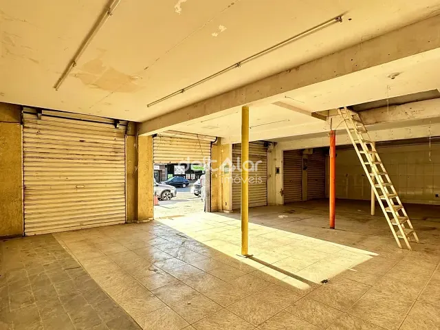 Loja com 175m², para alugar, no bairro Planalto em Belo Horizonte