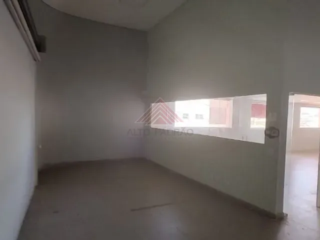 Loja com 150m², para alugar, no bairro Vila Nossa Senhora das Vitórias em Mauá