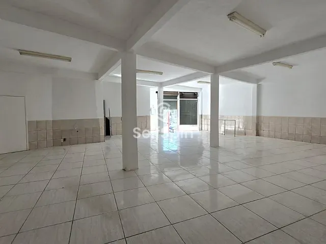 Loja para alugar, no bairro Barreto em Niterói