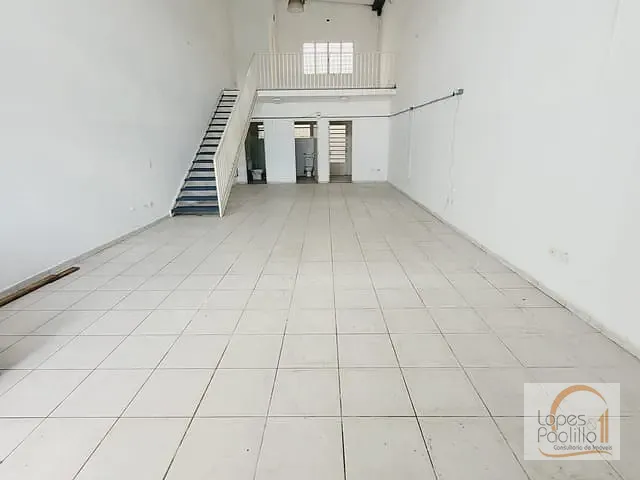 Loja com 280m², para alugar, no bairro Jardim das Cerejeiras em Atibaia