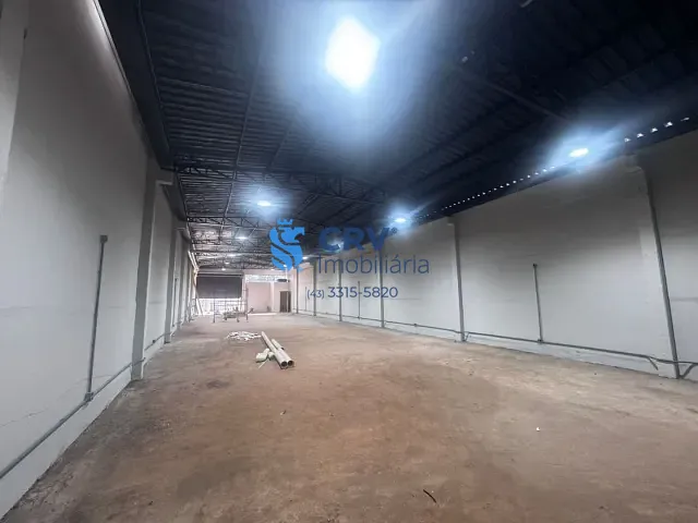 Loja com 740m², para alugar, no bairro Bandeirantes em Londrina