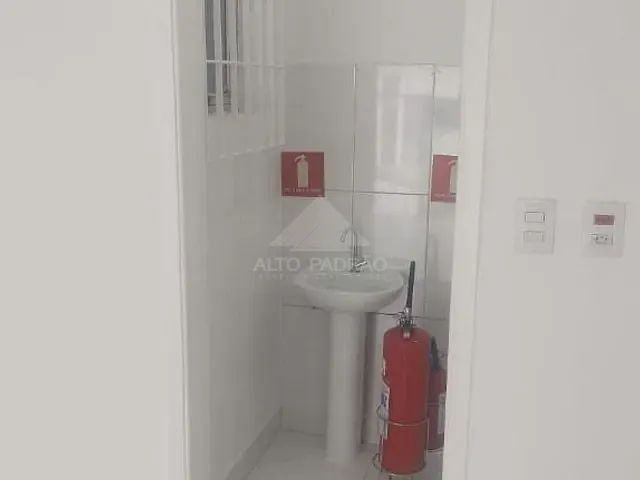 Loja com 30m², para alugar, no bairro Matriz em Mauá