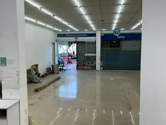 Loja para alugar, no bairro Praia da Costa em Vila Velha