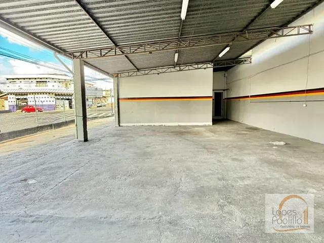 Loja com 300m², para alugar, no bairro Alvinópolis em Atibaia