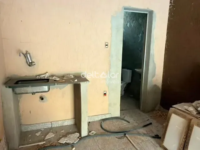 Loja com 20m², para alugar, no bairro Candelária em Belo Horizonte