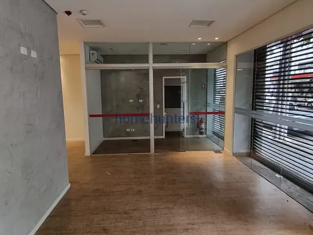 Loja com 332m², à venda ou para alugar, no bairro Centro em Campinas