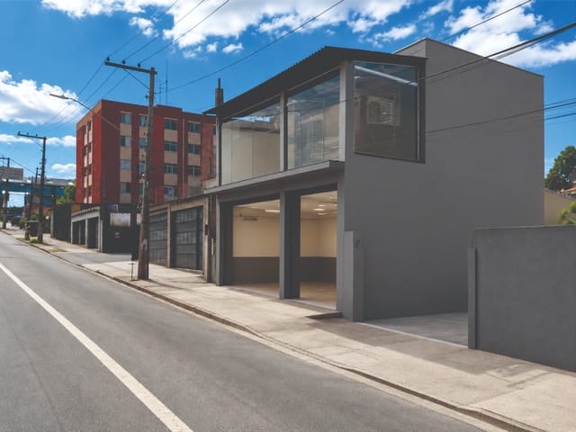 Loja com 240m², para alugar, no bairro Jardim Bonfiglioli em São Paulo
