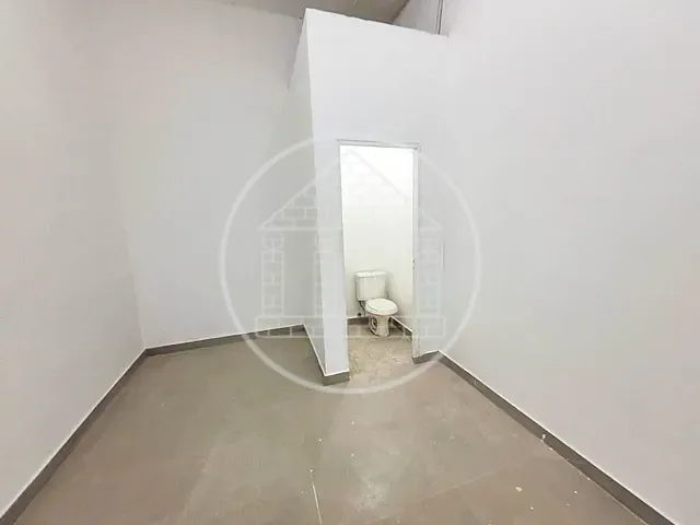 Loja com 25m², para alugar, no bairro Parque Brasil em São Paulo