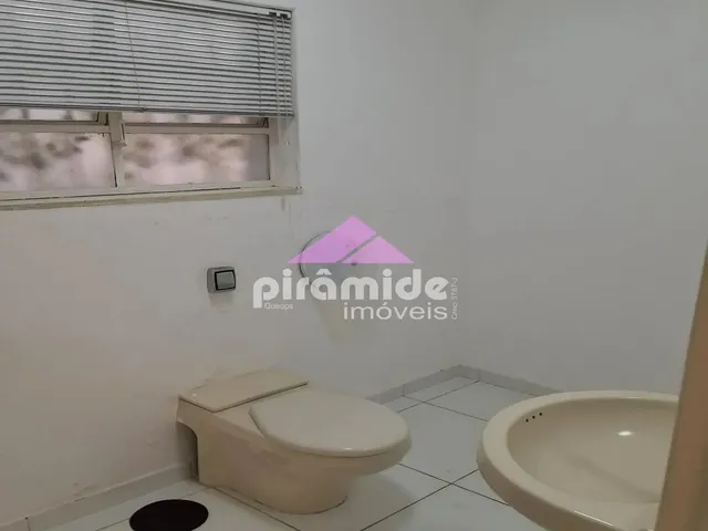 Loja com 130m², para alugar, no bairro Vila Rubi em São José Dos Campos