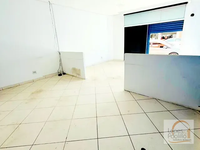 Loja com 110m², para alugar, no bairro Alvinópolis em Atibaia