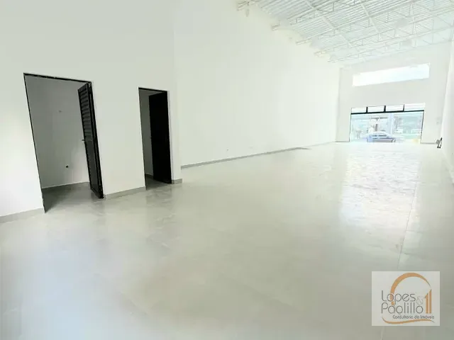 Loja com 120m², para alugar, no bairro Atibaia Jardim em Atibaia