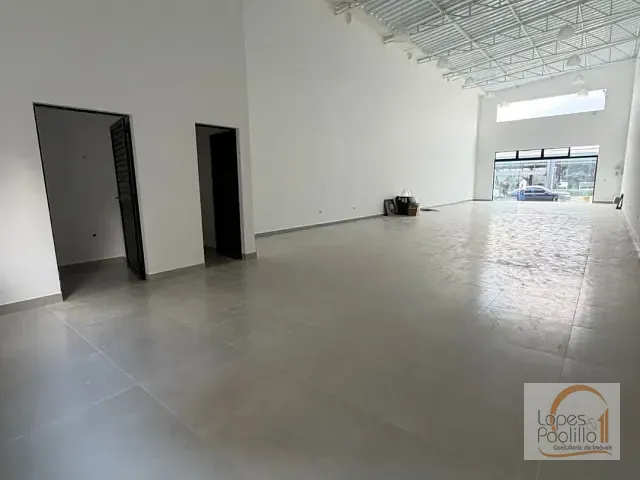 Loja com 120m², para alugar, no bairro Atibaia Jardim em Atibaia