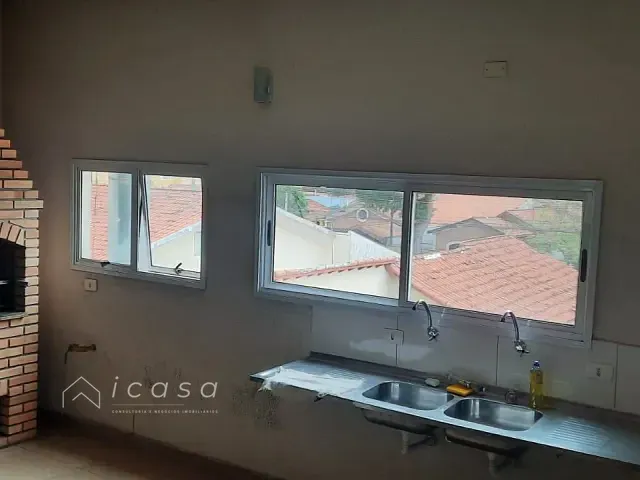 Loja com 310m², à venda, no bairro Vila Industrial em São José dos Campos