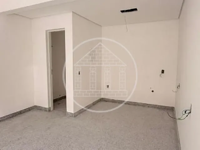 Loja com 100m², para alugar, no bairro Jd. São Judas Tadeu em São Paulo
