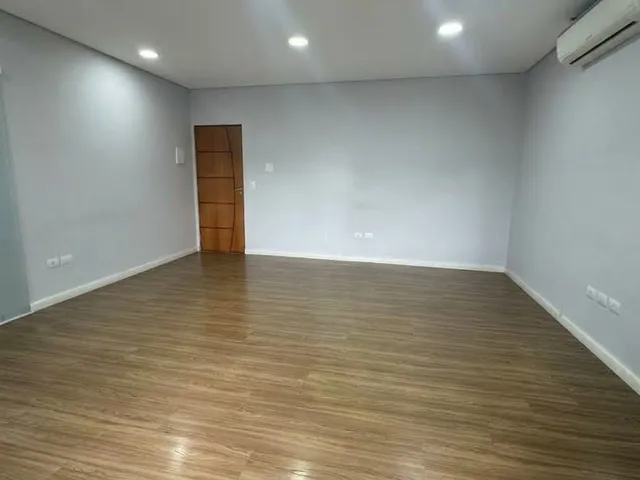 Loja com 45m², para alugar, no bairro Jardim da Glória em Cotia