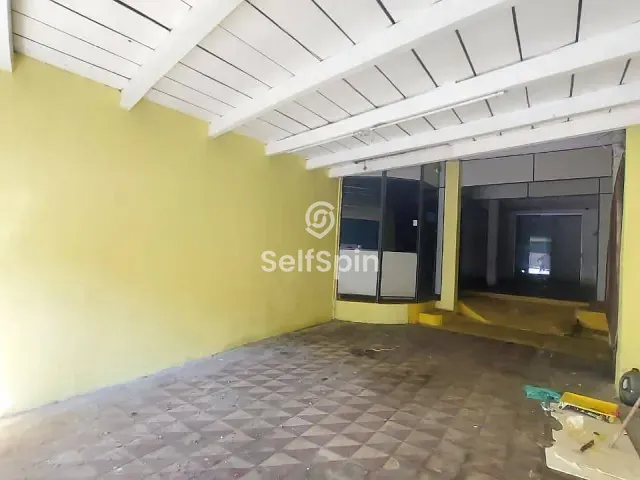 Loja para alugar, no bairro Santa Rosa em Niterói