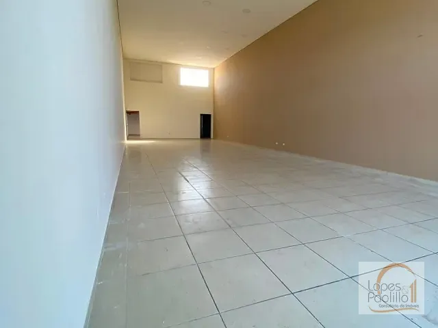 Loja para alugar, no bairro Jardim Paulista em Atibaia