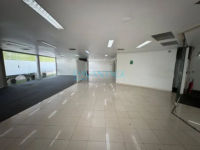 Loja com 1330m², para alugar, no bairro Centro em Campinas