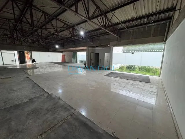 Loja com 1330m², para alugar, no bairro Centro em Campinas