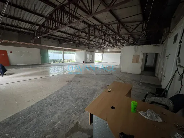 Loja com 1330m², para alugar, no bairro Centro em Campinas
