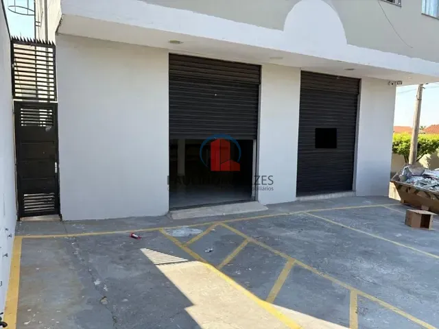 Loja com 145m², para alugar, no bairro Parque Novo Mundo em Americana
