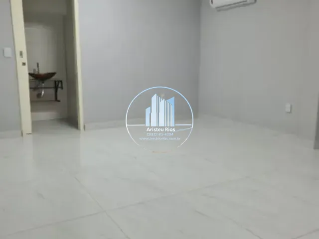 Loja com 25m², para alugar, no bairro Centro em Pouso Alegre