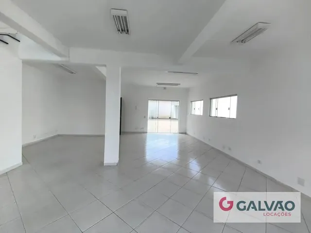 Loja para alugar, no bairro Rebouças em Curitiba
