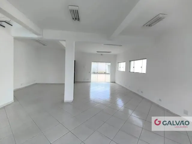 Loja para alugar, no bairro Rebouças em Curitiba