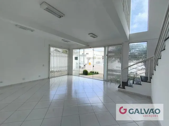 Loja para alugar, no bairro Rebouças em Curitiba