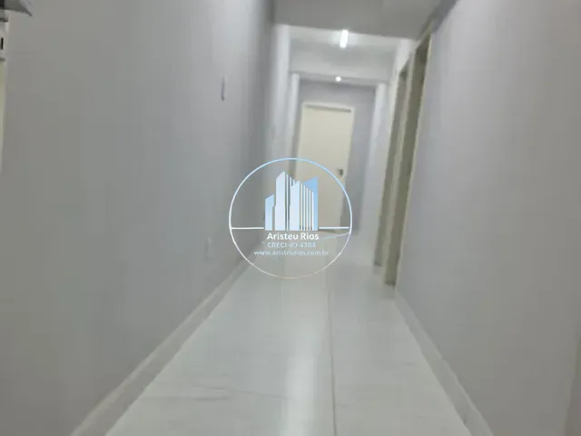Loja com 220m², para alugar, no bairro Centro em Pouso Alegre